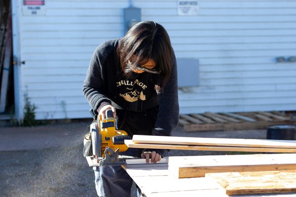 Monuments funéraires pour cavurne : personnalisez votre hommage
