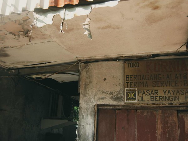 comment rénover un plafond abîmé